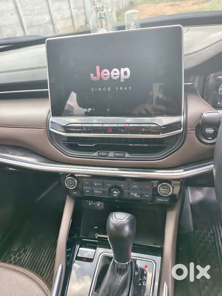 2024 Jeep Meridian Limited (o) At Diesel 4x2- 7 Seater Top-end Variant