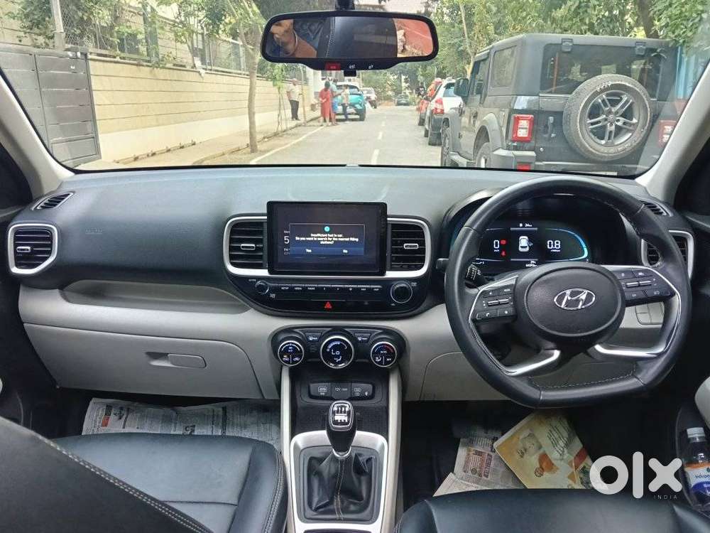 Hyundai Venue Sx (o) Mt 1.5 Diesel, 2022, Diesel