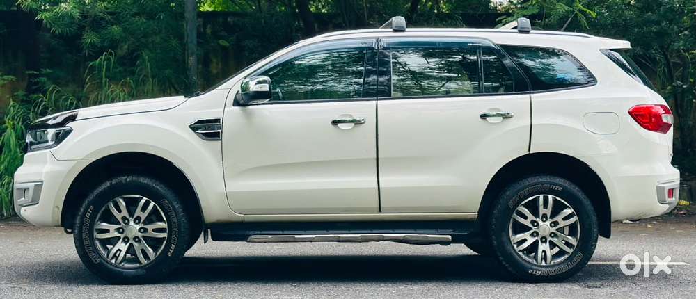 Ford Endeavour 3.2 Titanium At 4x4, 2017, Diesel