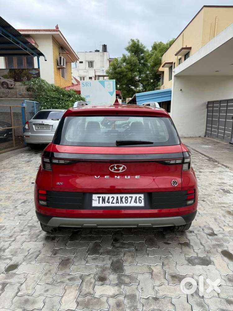 Hyundai Venue Sx (o) Mt 1.5 Diesel, 2022, Diesel