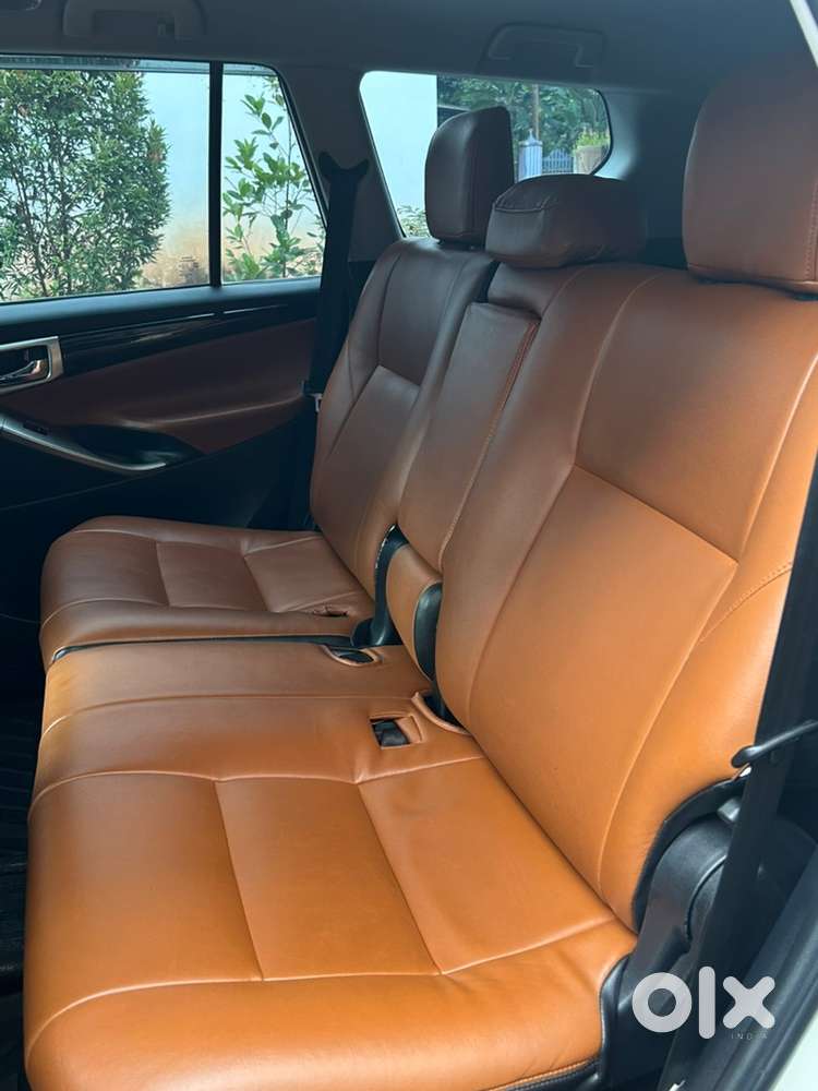 Toyota Innova Crysta 2017
