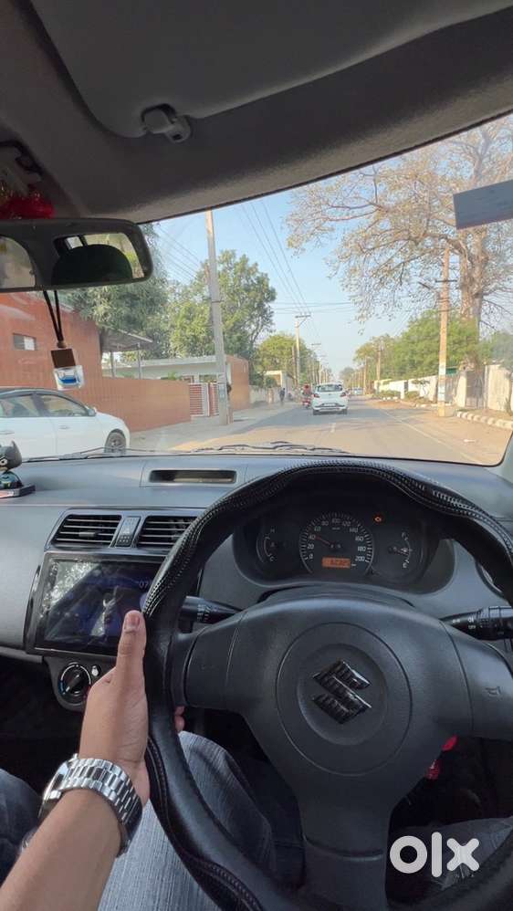 Maruti Suzuki Swift 2010