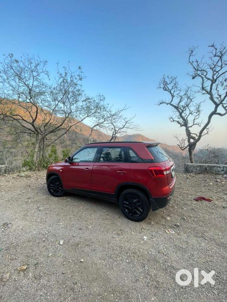 ब्रेजा चेरी रेड कलर मार्च २०२० फर्स्ट ओनर