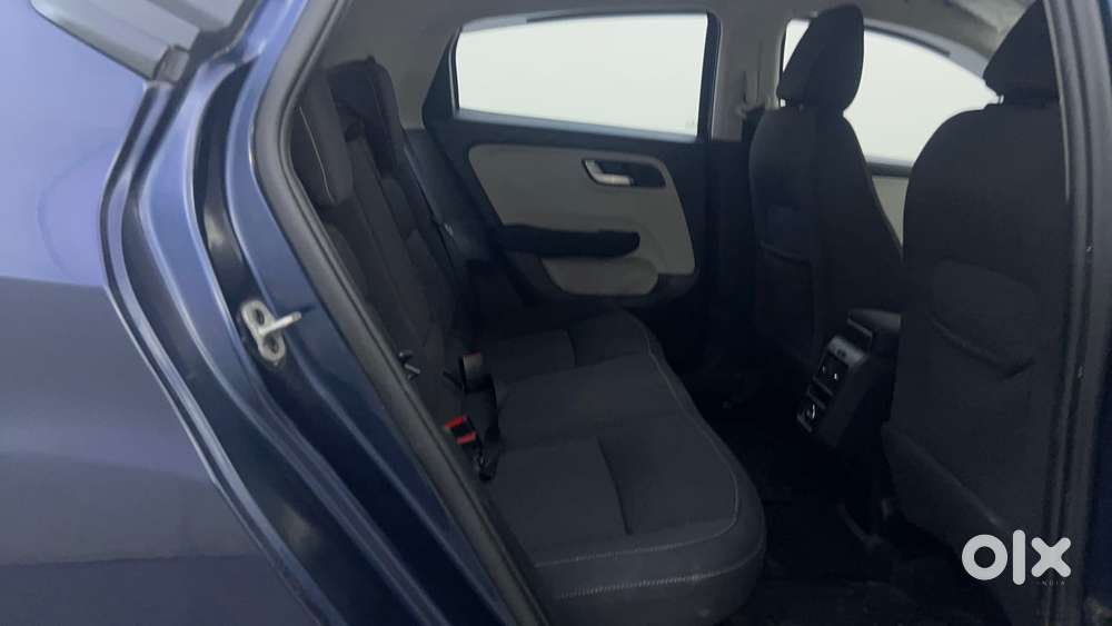 Tata Altroz Xz, 2023, Petrol