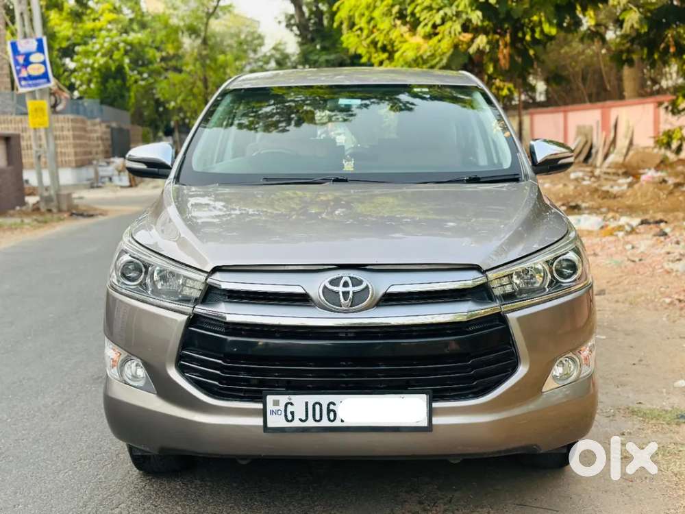 Toyota Innova Crysta 2.8 Zx At 7 Seater, 2017, Diesel