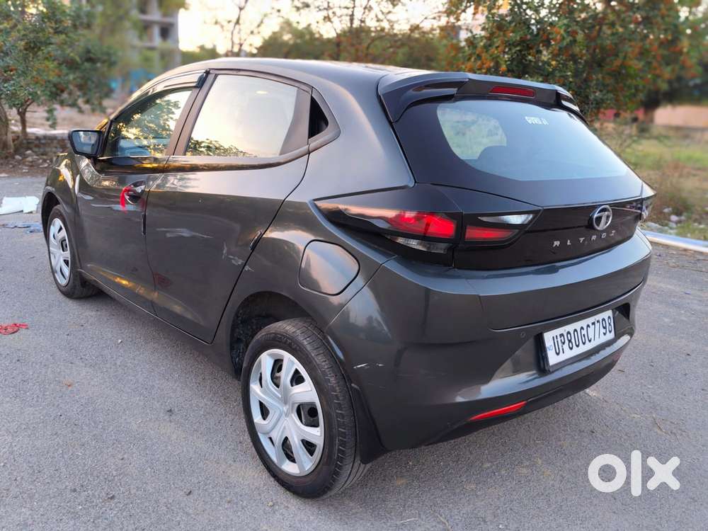Tata Altroz 1.2 Xt, 2022, Petrol