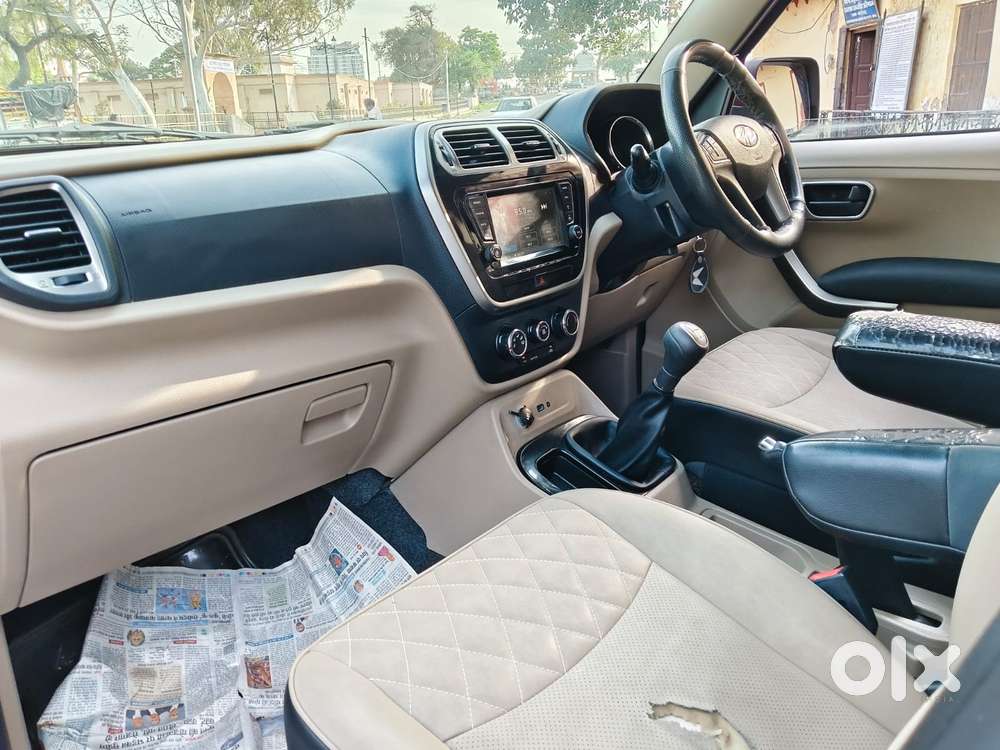 Mahindra Tuv 300 T10 Dual Tone, 2019, Diesel