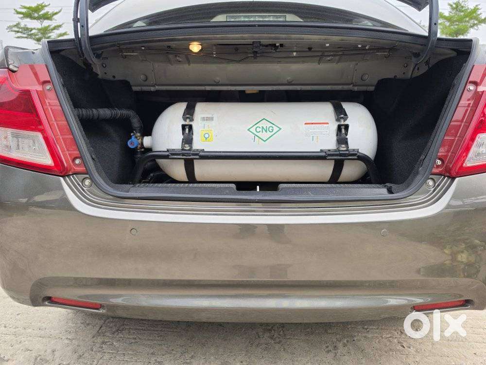 Maruti Suzuki Dzire 1.2 Vxi Cng, 2023, Cng & Hybrids
