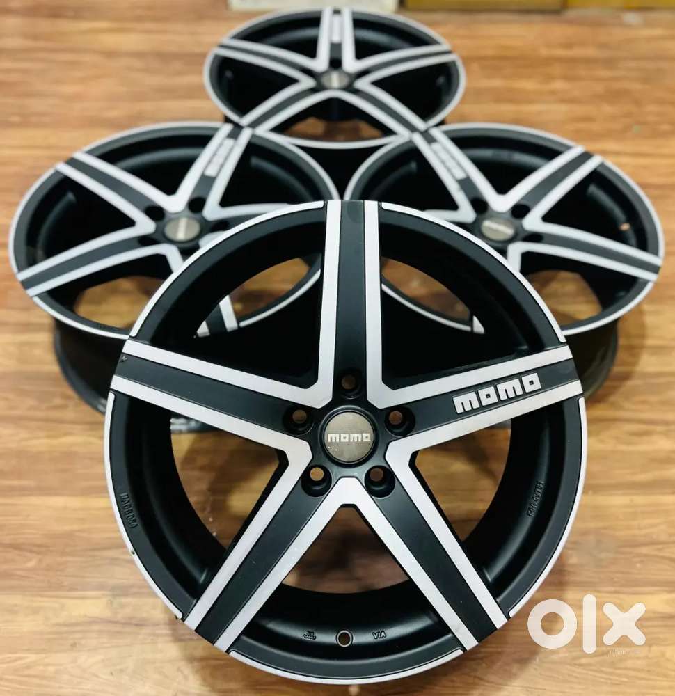 momo。 18inch 5*114pcd Momo Diamond Cut OEM Alloys set of 4 - Spare Parts