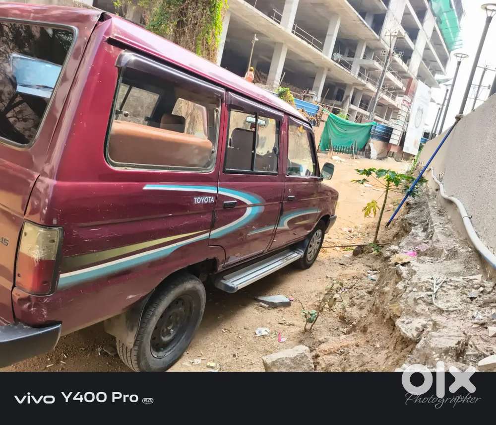 Toyota Qualis 2001 Diesel 202250 Km Driven