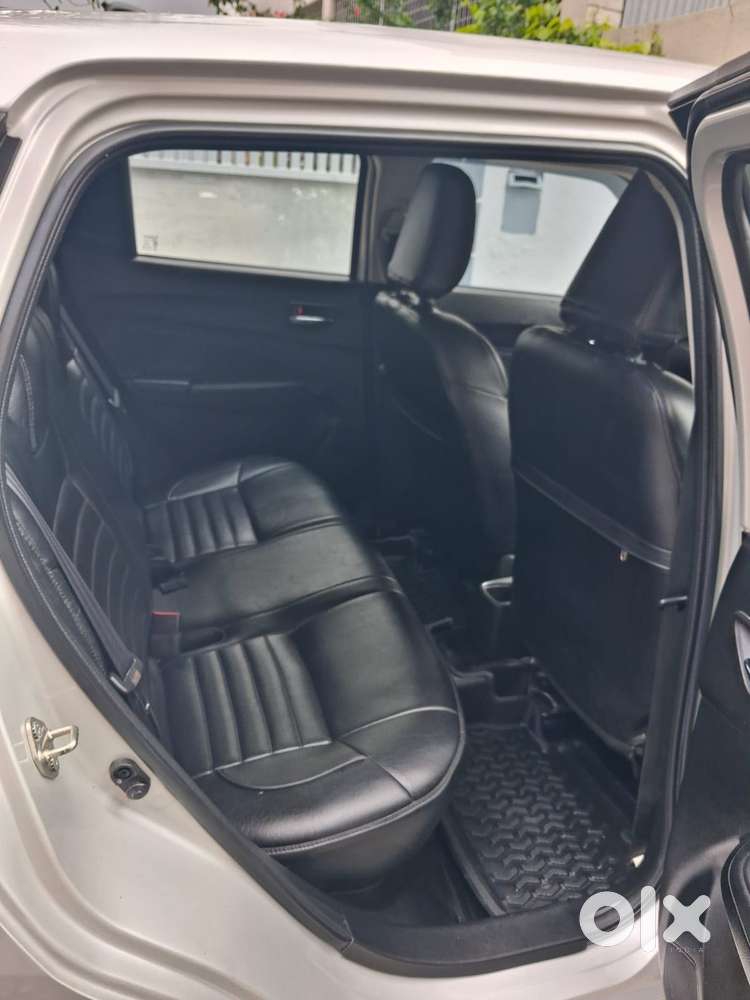 Maruti Suzuki Swift Vxi Optional, 2022, Petrol