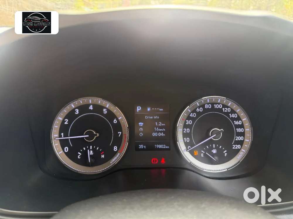 Hyundai Venue 1.0 Sx (o) Turbo Dct, 2022, Petrol