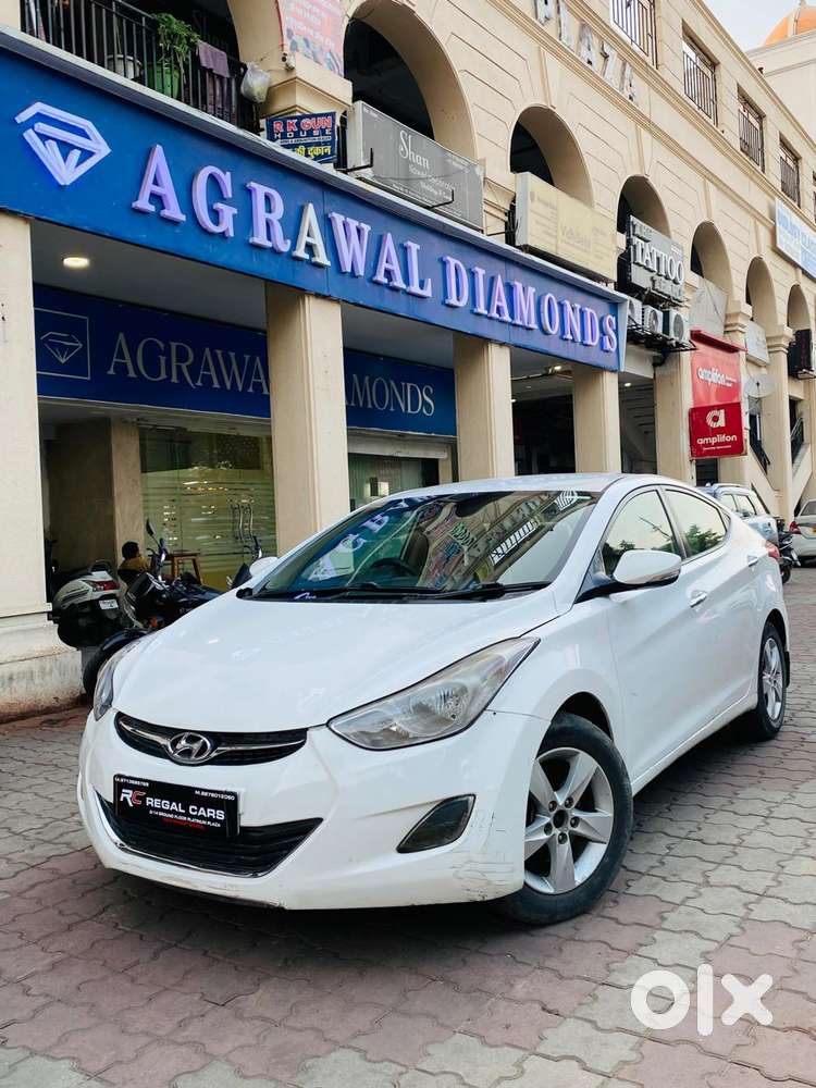 Hyundai Elantra 1.8 Sx Mt, 2015, Petrol