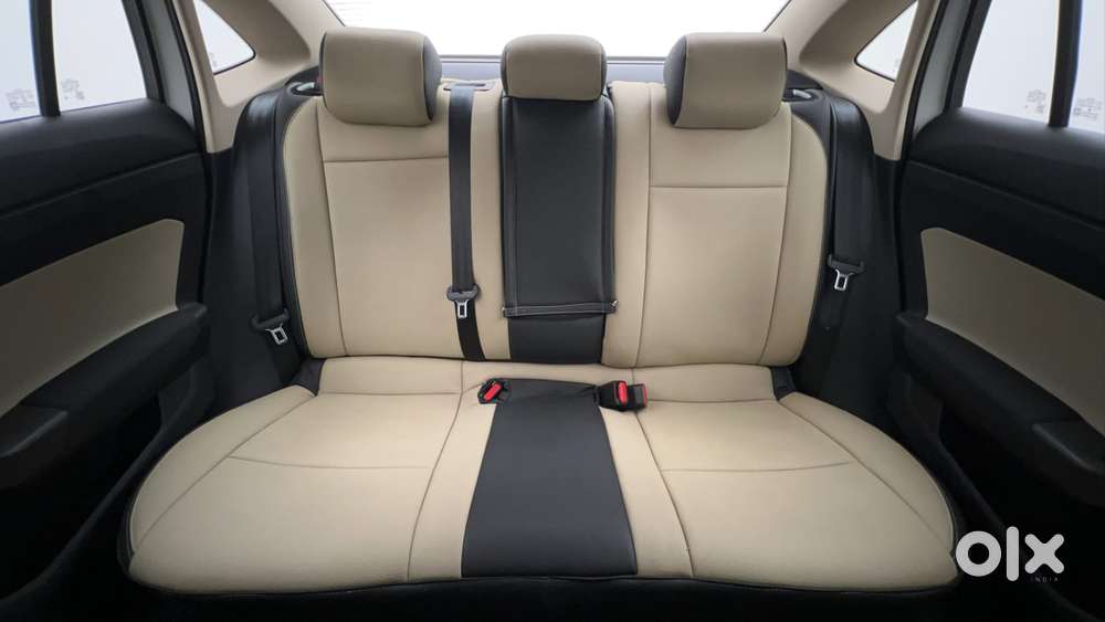 Skoda Slavia Ambition 1.0l Tsi Mt, 2023, Petrol