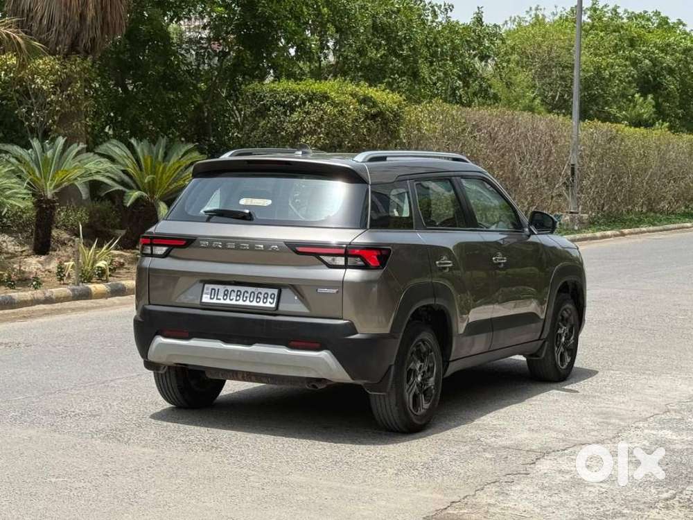 Maruti Suzuki Brezza 1.5 Zxi At Smart Hybrid, 2023, Petrol