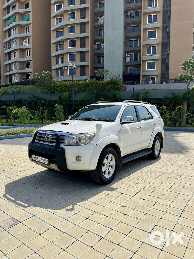 Toyota Fortuner 3.0 4x4 Manual, 2011, Diesel