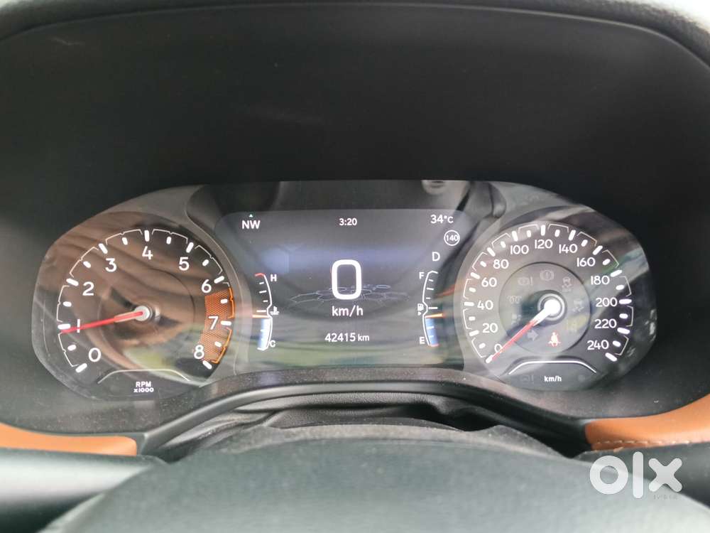 Jeep Compass 1.4 Limited (o) Petrol Dct, 2022, Petrol