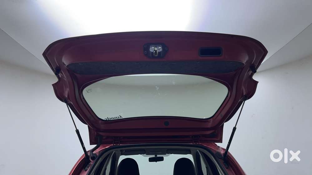 Nissan Micra Active Xv, 2015, Petrol