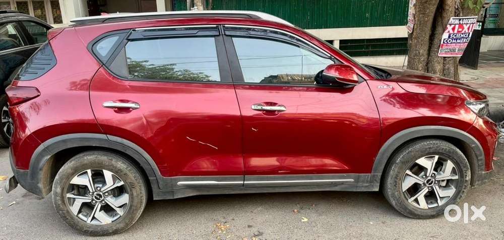 Kia Sonet 2023 Petrol Well Maintained