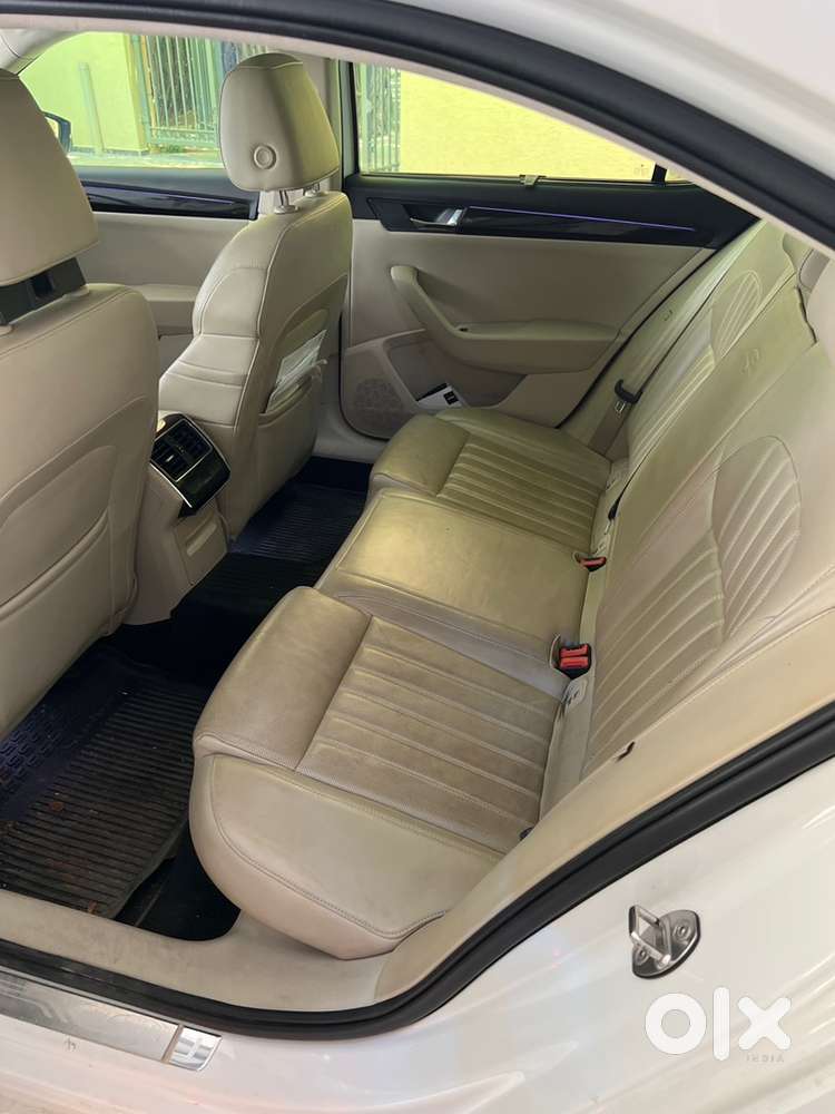 Skoda Superb 2017 Petrol Well Maintained
