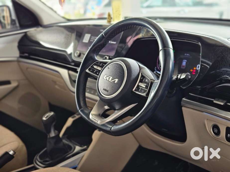 Kia Carens 1.5 Luxury Plus Diesel 6 Str, 2022, Diesel
