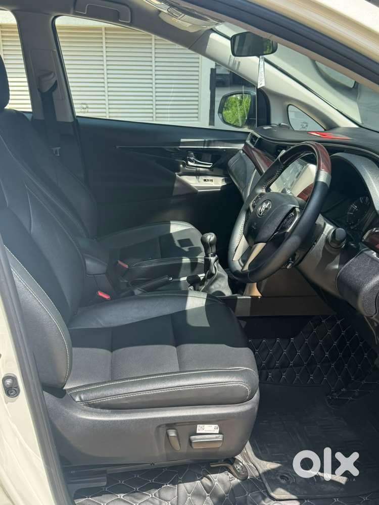 Toyota Innova Crysta Zx 2.4 Diesel 7 Seater, 2022, Diesel