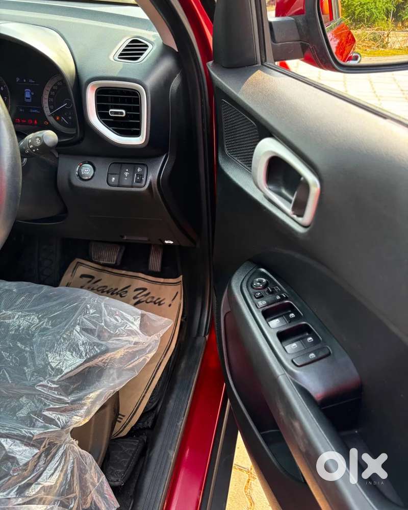 Hyundai Venue 1.0 S (o) Turbo Dct, 2020, Petrol