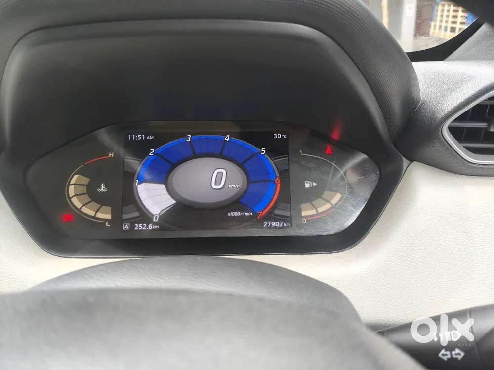 Nissan Magnite 2022 Petrol 30000 Km Driven