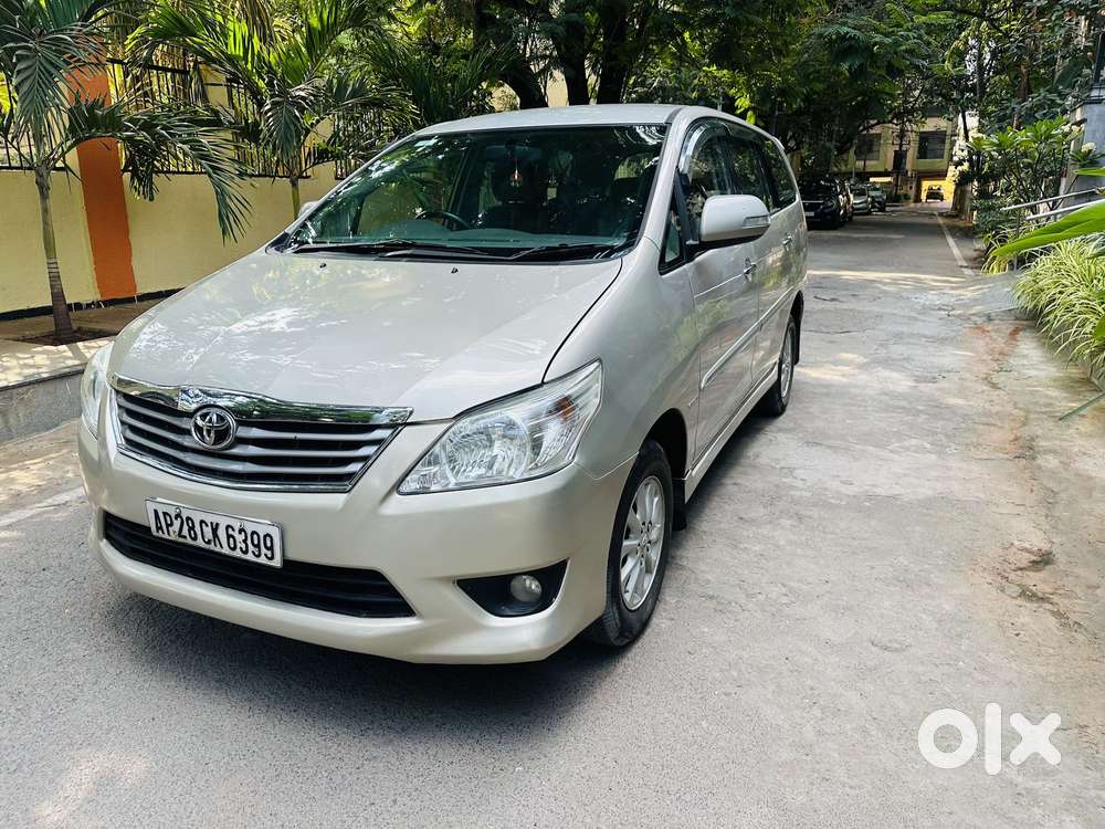 Toyota Innova 2.5 Vx 8 Str, 2013, Diesel