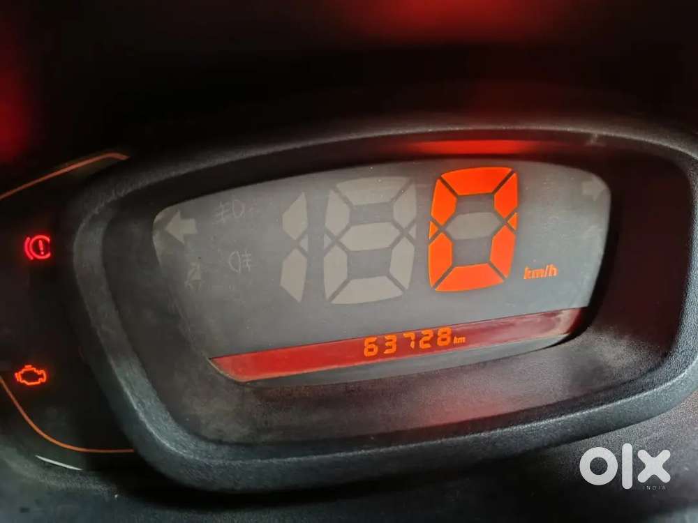 Renault Kwid Top Model Petrol Well Maintained