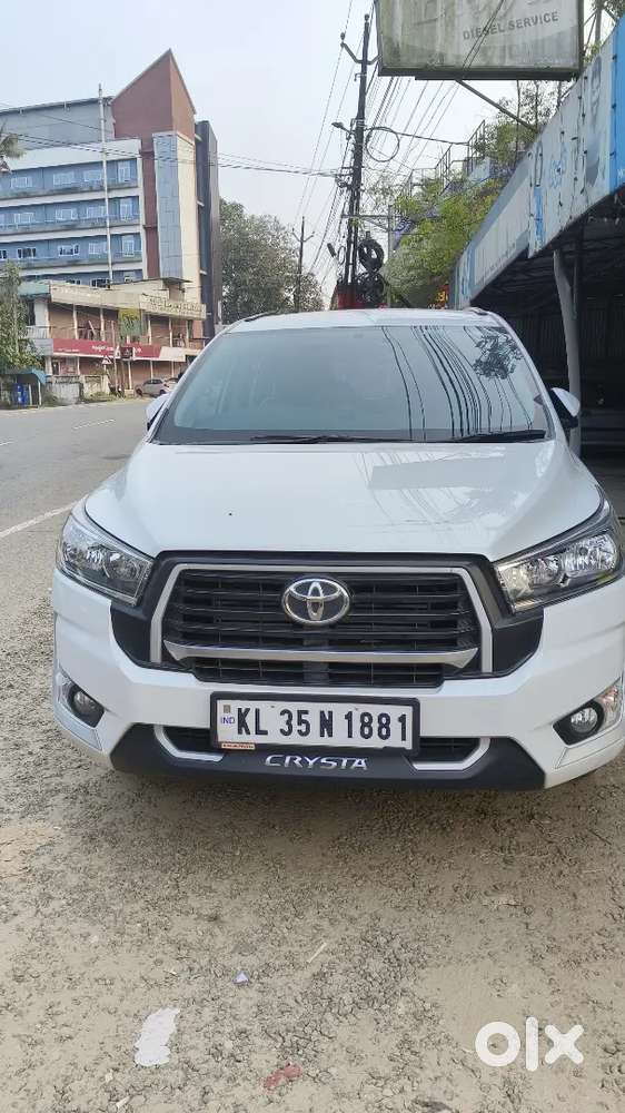 Toyota Innova Crysta