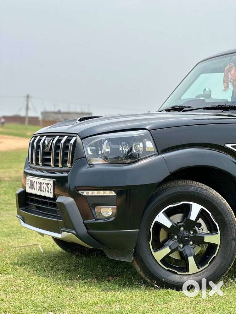 Mahindra Scorpio Classic 2.2 S 11 Mt 7 Cc, 2025, Diesel