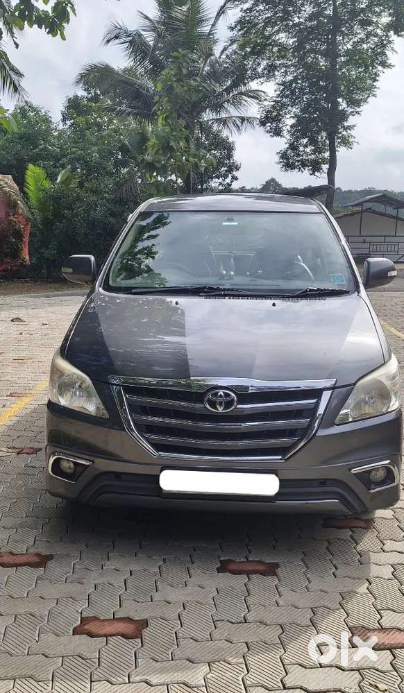 Toyota Innova 2014 Diesel Well Maintained