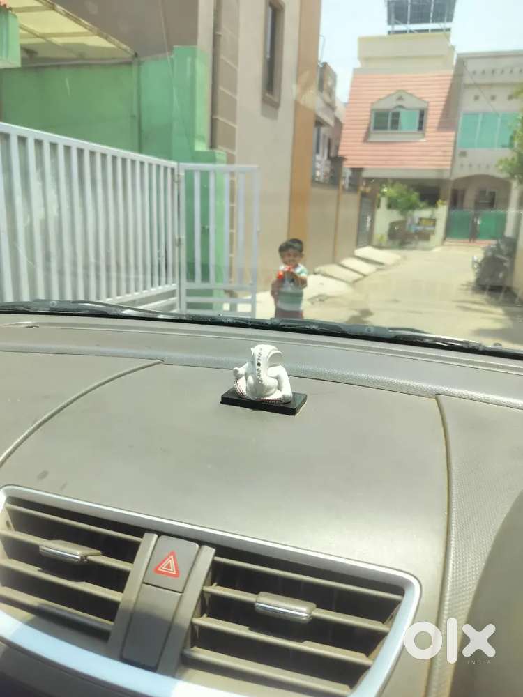 Maruti Suzuki Ertiga 2014 Petrol 80000 Km Driven