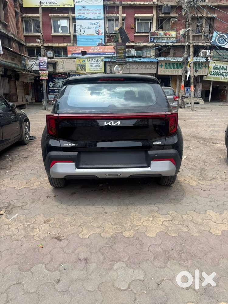 Kia Sonet Diesel 300 Km Driven