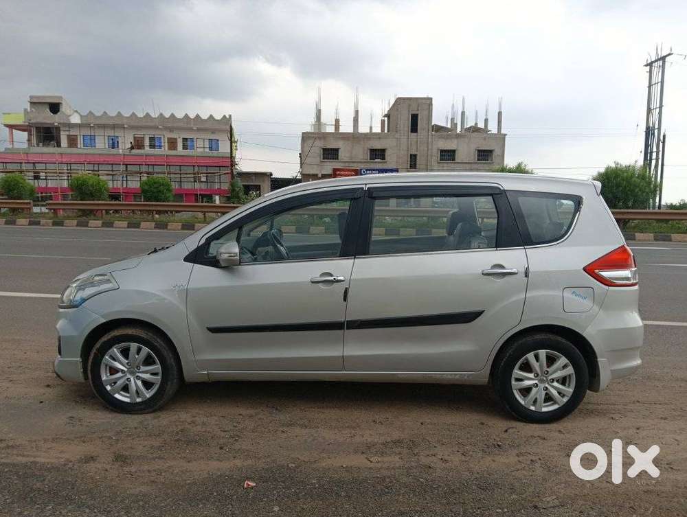 Maruti Suzuki Ertiga Zxi Plus , 2017, Petrol
