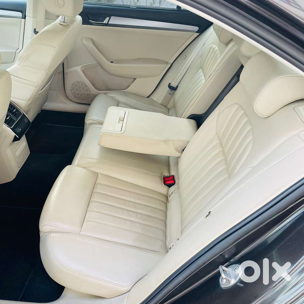 Skoda Superb Style 1.8 Tsi At, 2017, Petrol