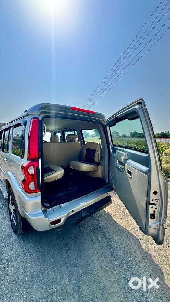 Mahindra Scorpio 2020 Diesel 130000 Km Driven