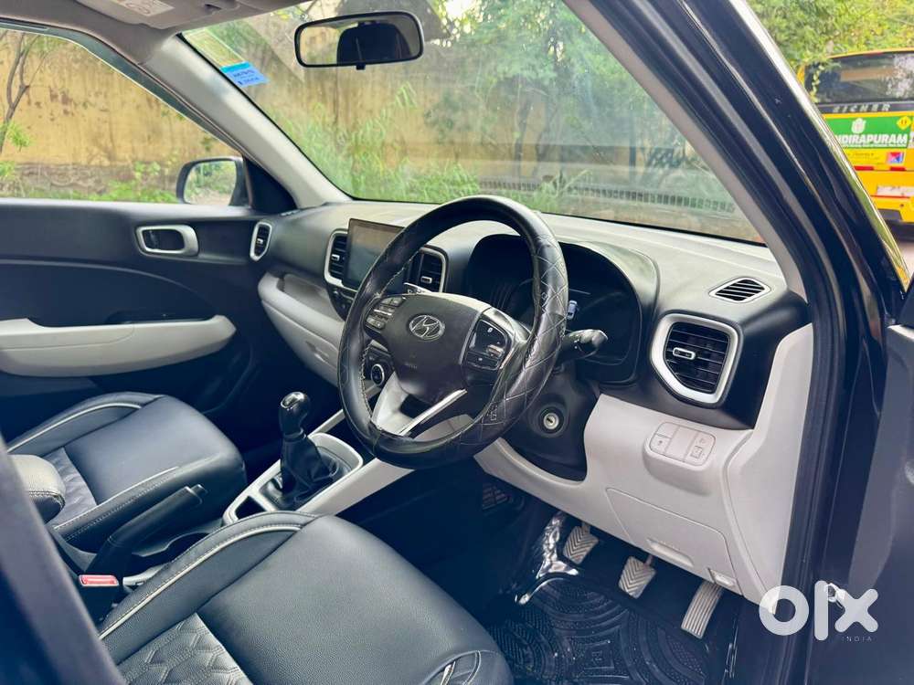 Hyundai Venue S, 2022, Petrol