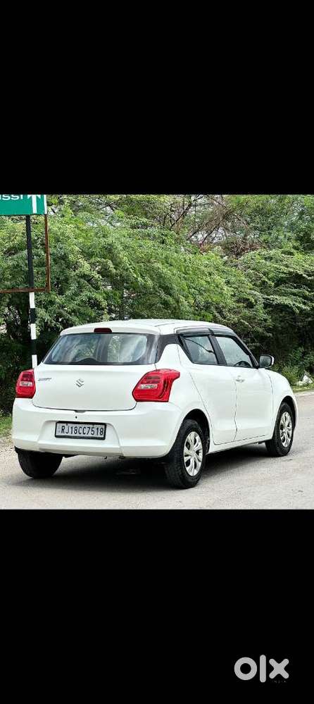 Maruti Suzuki Swift Vxi + Manual, 2019, Petrol