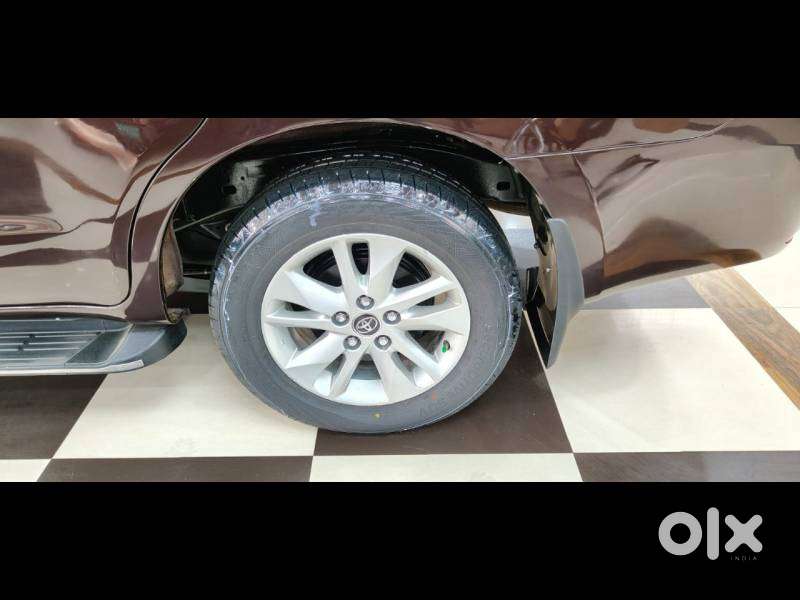 Toyota Innova Crysta 2.4 V, 2017, Diesel