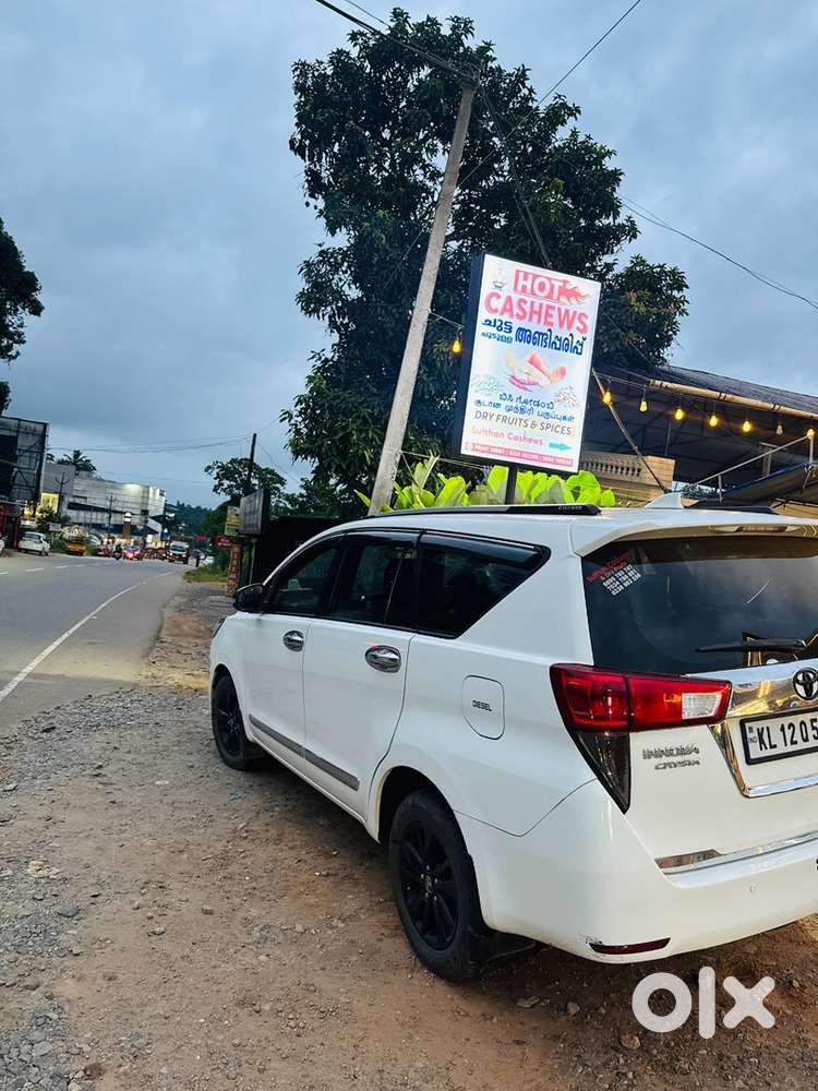 Toyota Innova Crysta 2017 Diesel Automatic