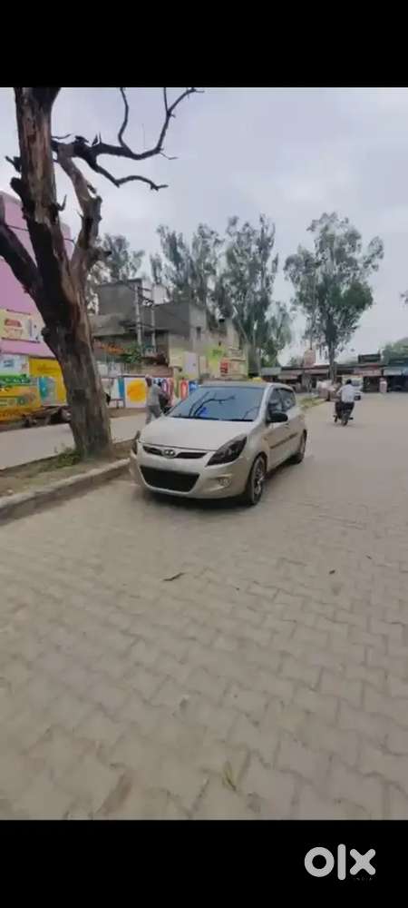 Hyundai I20 2009 Cng & Hybrids 79000 Km Driven