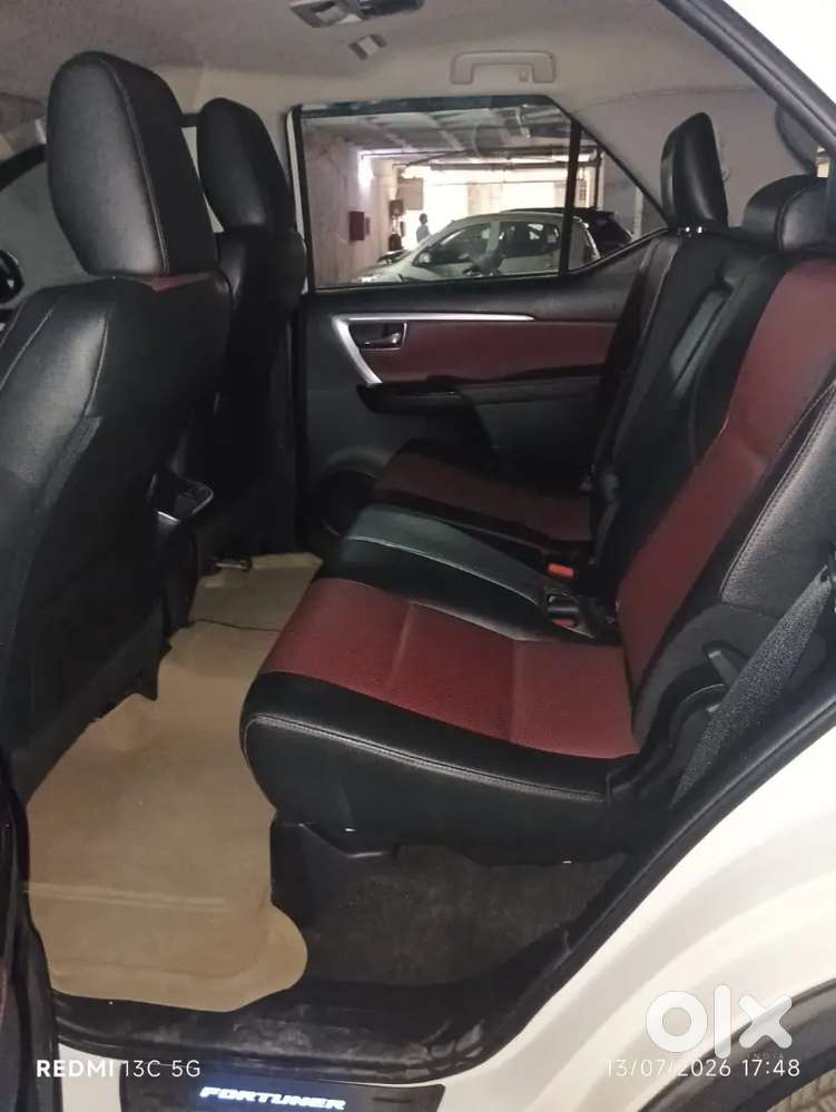 Toyota Fortuner Legender 2024
