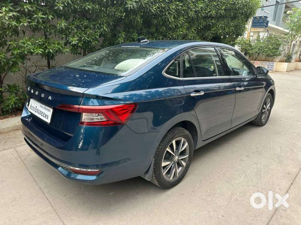 Skoda Slavia 1.5 Tsi Style At, 2023, Petrol