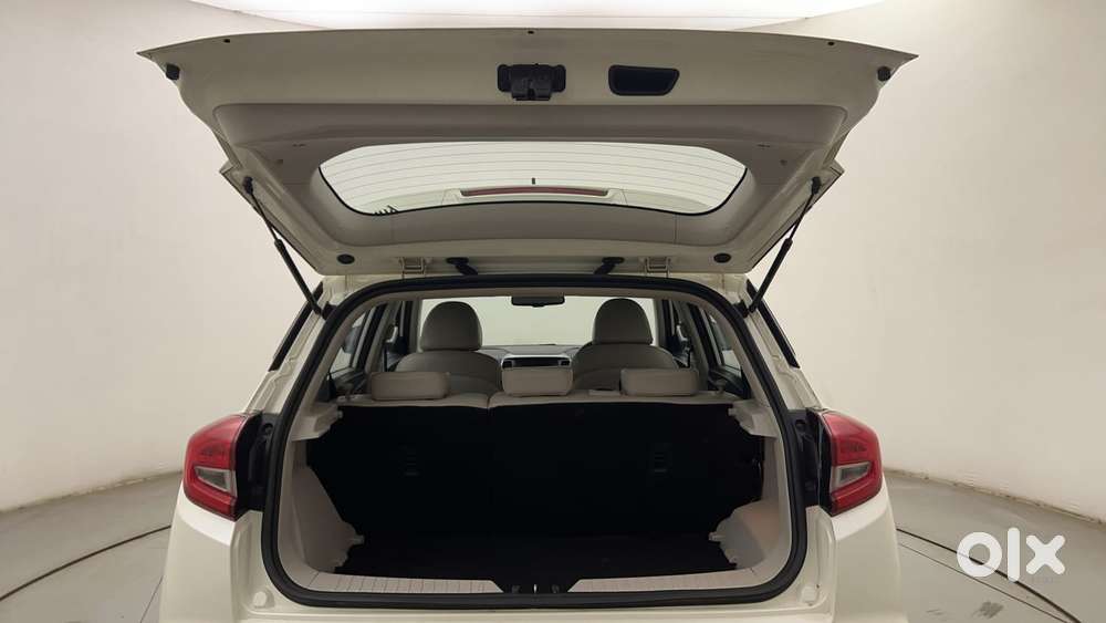 Mahindra Xuv300 W8 (o) 1.5 Diesel Amt, 2020, Diesel