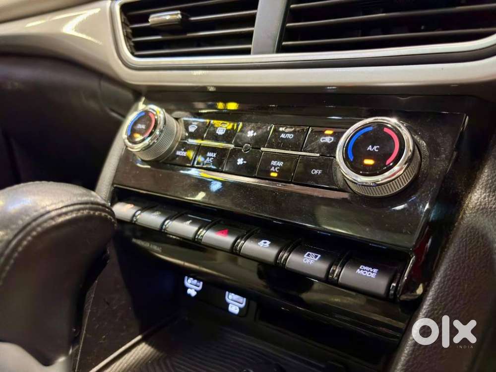 Mahindra Xuv700 2.2 Ax 5 Diesel At 7 Str, 2023, Diesel