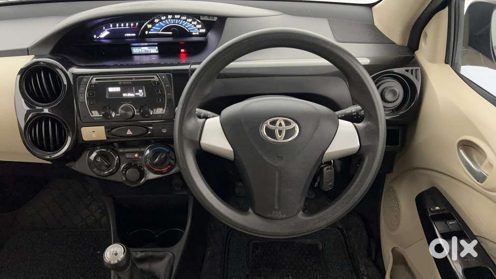 Toyota Etios Liva 2011-2012 V, 2019, Petrol