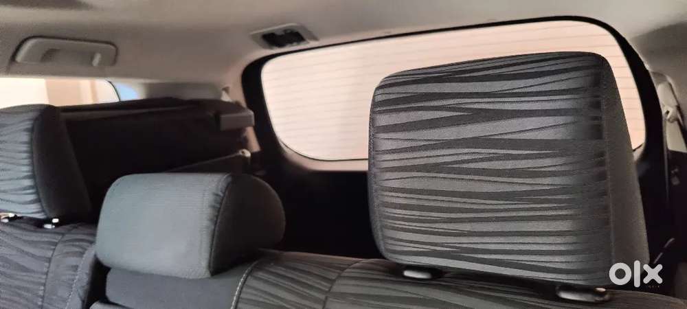 Innova Crysta Vx 8 Str