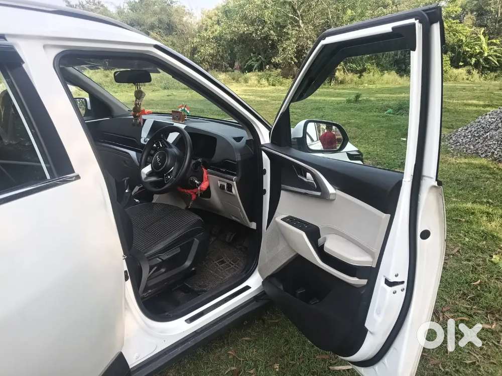 Kia Carens Luxury 2024